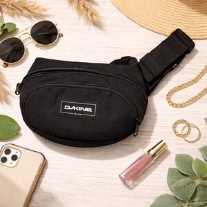 Like New Dakine Men's Black Belt Bag